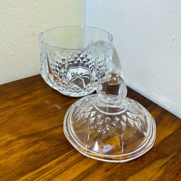 Vintage Pressed Cut Glass Sugar Bowl/Candy Dish w/ Lid Starburst Diamond Fan - Picture 5 of 6